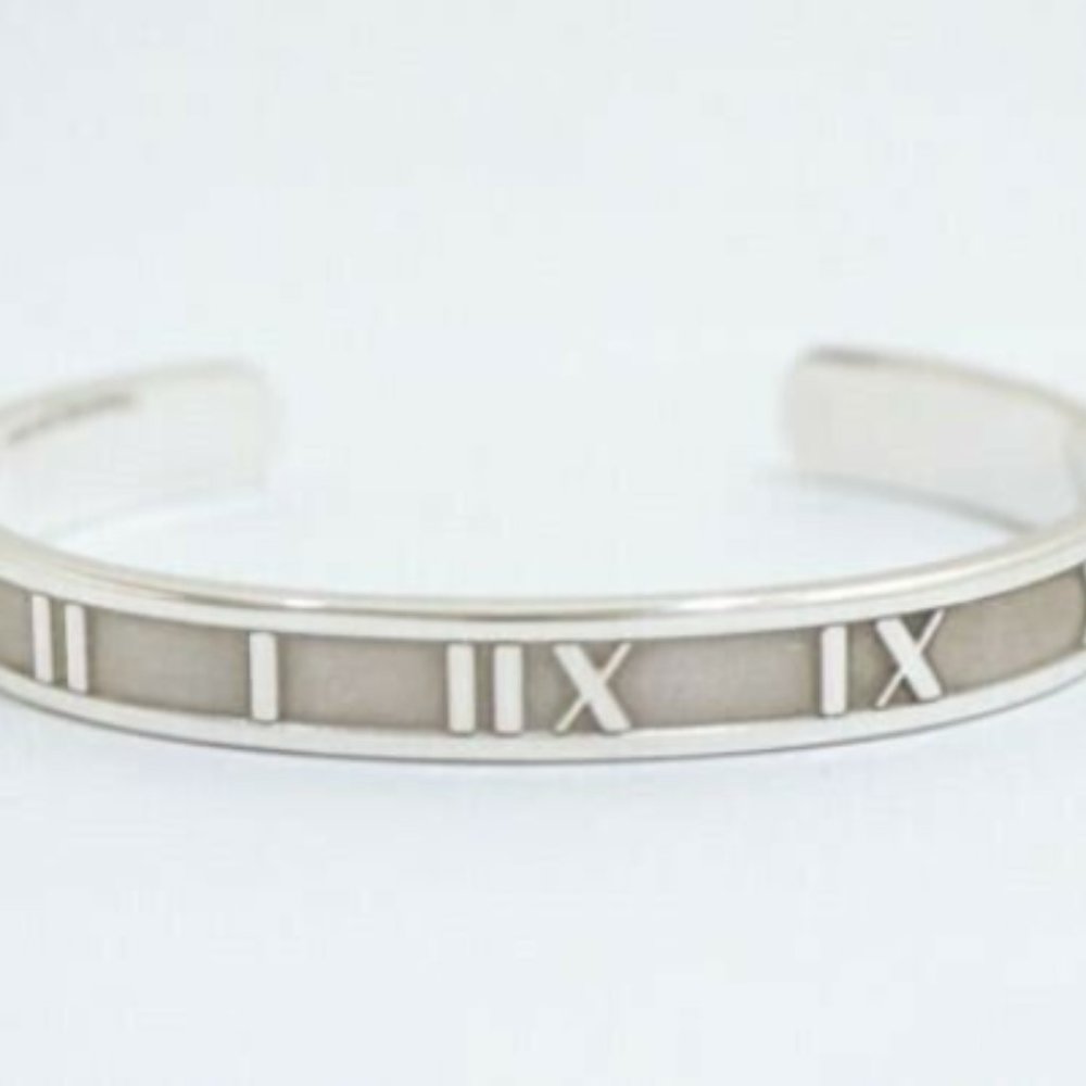 Sleek Authentic Tiffany & Co. Sterling Silver Vintage Atlas Bracelet from Italy